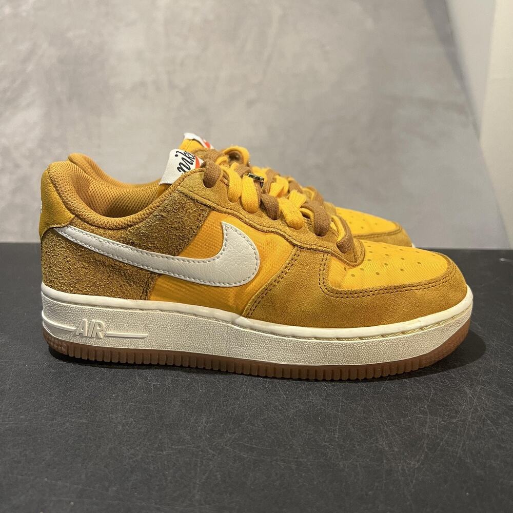 Nike Air Force 1 LV8 Shoes Womens 6 University Gold First Use 1971 Suede Gum